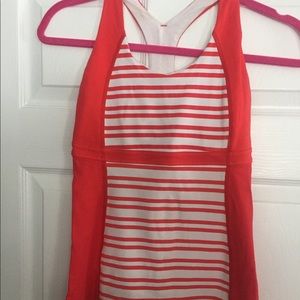 Lululemon top with built in bra!